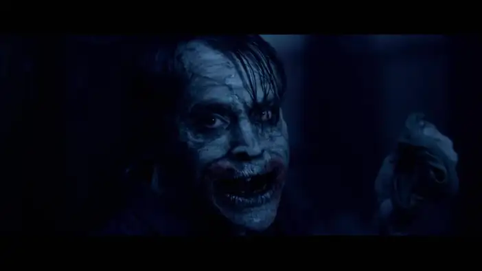 Red-band трейлер (английский язык)