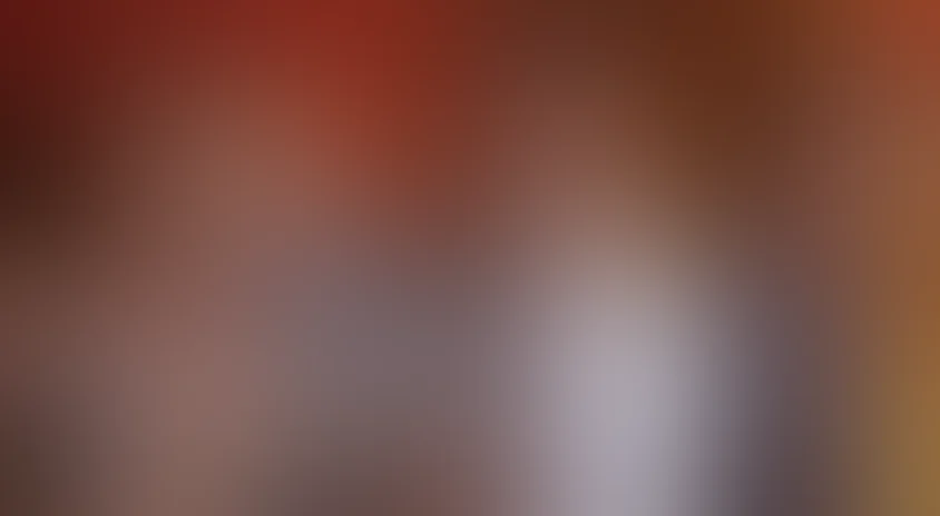 Bu yerda kimdir bor...