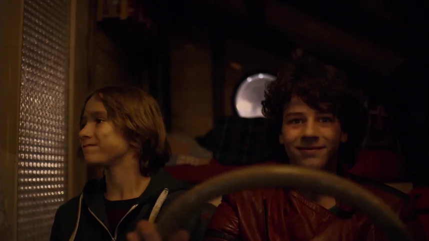 Микроб и Бензин