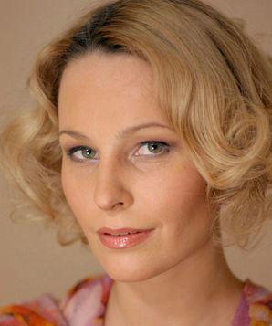 Жас қыз бен қарт адамның жыныстық қатынасы