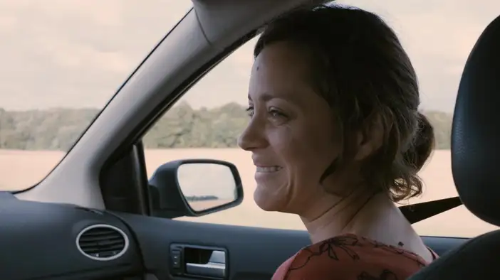 Трейлер (дубляж)