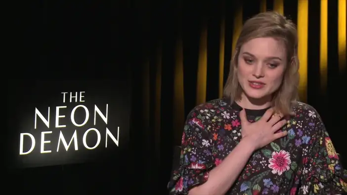 Интервью с Беллой Хиткот (английский язык)