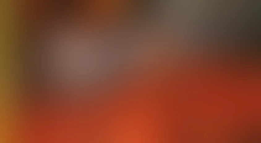 Черная роза – эмблема печали, красная роза – эмблема любви