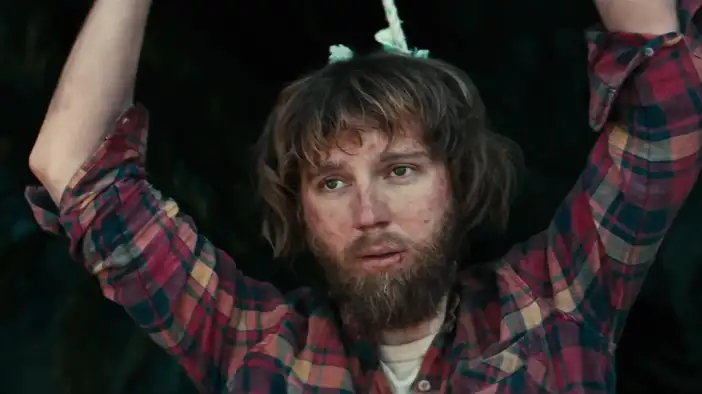 Red-band трейлер (английский язык)