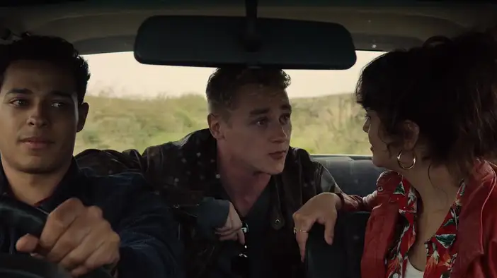 Трейлер (дублированный)