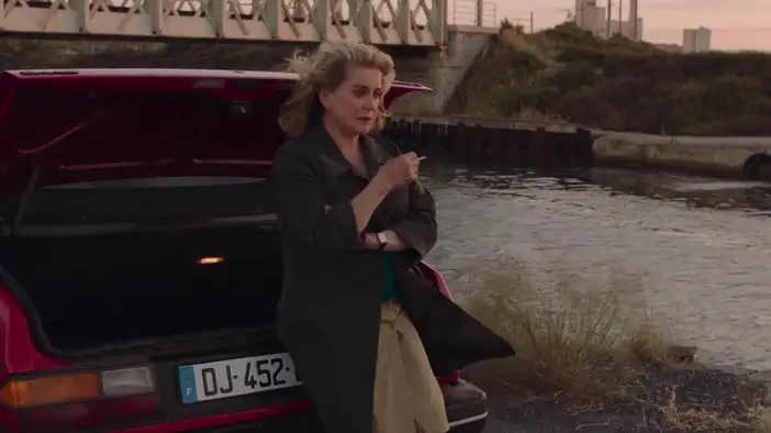 Трейлер (французский язык)