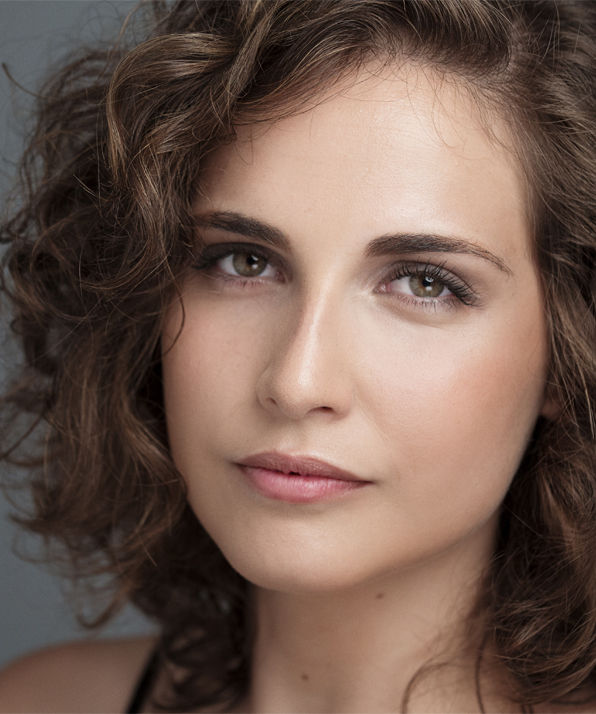 Лора Ледесма (Laura Ledesma) фильмография, фото, биография. Актер.