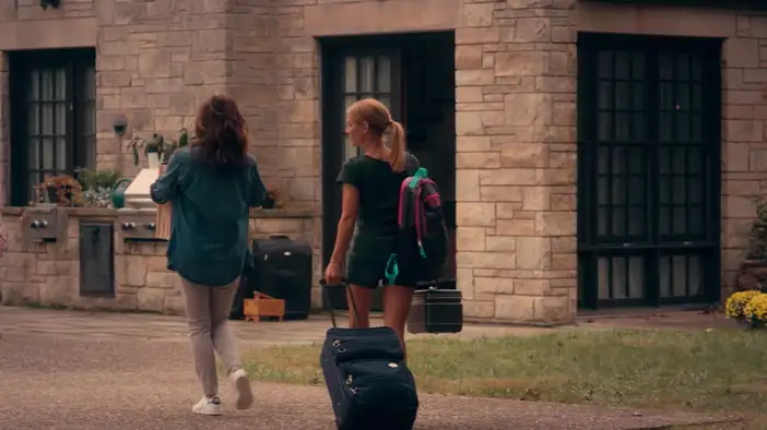 Трейлер (дублированный)