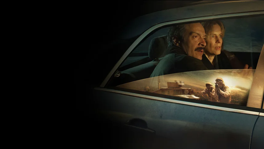 Egri-bugri modellarning fotosessiyasi jinsiy aloqa videosi bilan tugaydi.