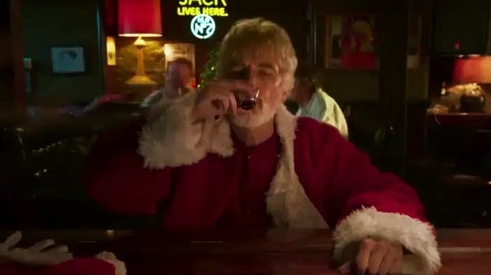 Red-band трейлер (английский язык)