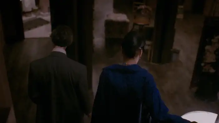 Фрагмент (русские субтитры)