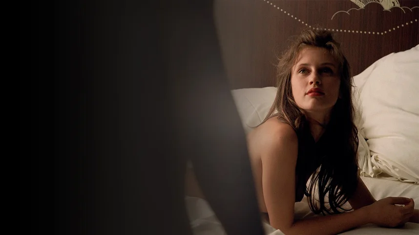 Молода и прекрасна