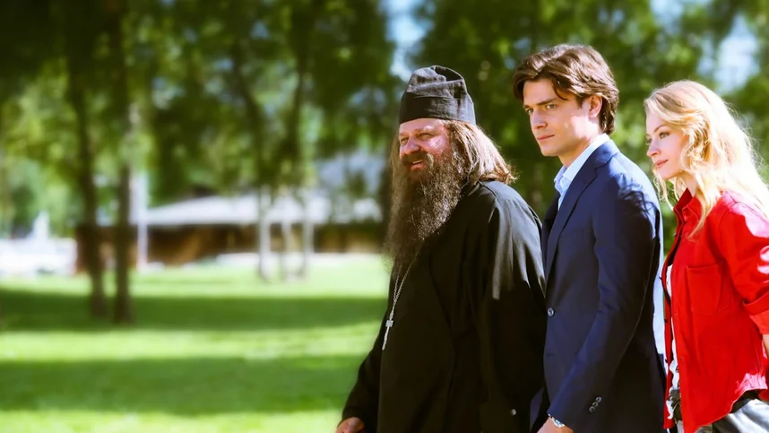 Kochada boyalgan külotli qizlarning fotosuratlari