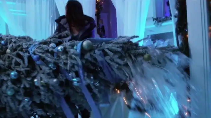 Red-band тизер-трейлер (английский язык)