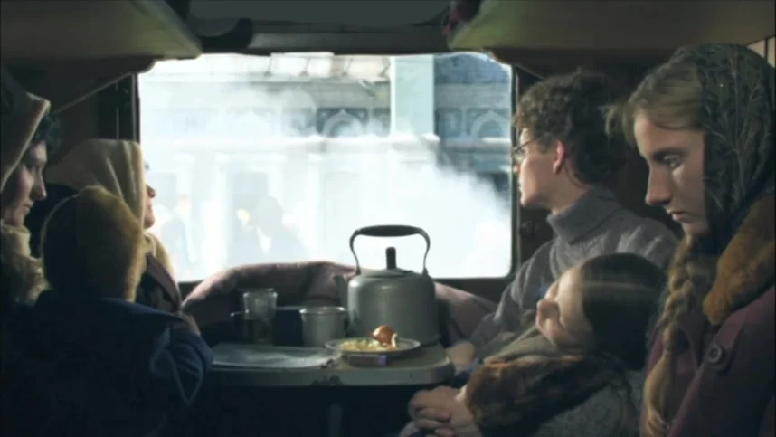 На солнечной стороне улицы