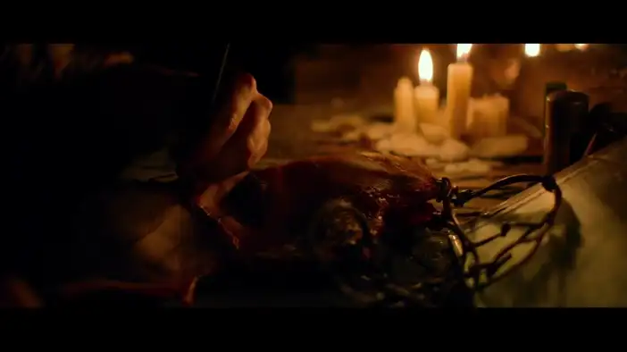 Red-band трейлер (английский язык)