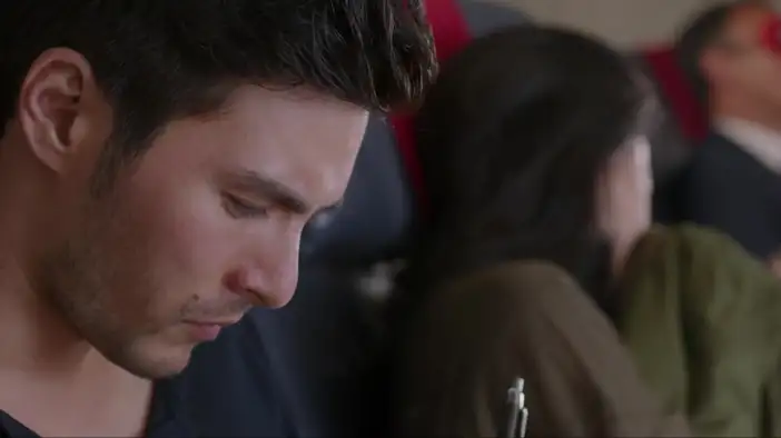 Фрагмент (русские субтитры)