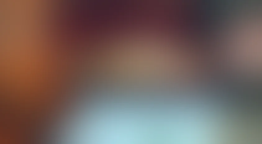 В сторону от войны