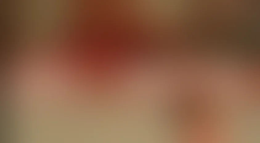 Дама с попугаем