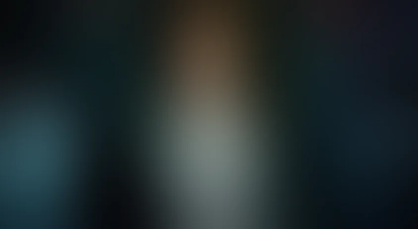 Девушка в лесу