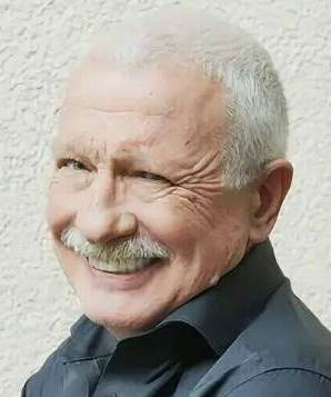 Виктор Кулюхин Биография