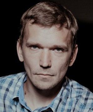 Актер режимов. Алексей Труфанов актер. Ничей актеры. Ничья актеры. Андрей Мерзликин 25/17.