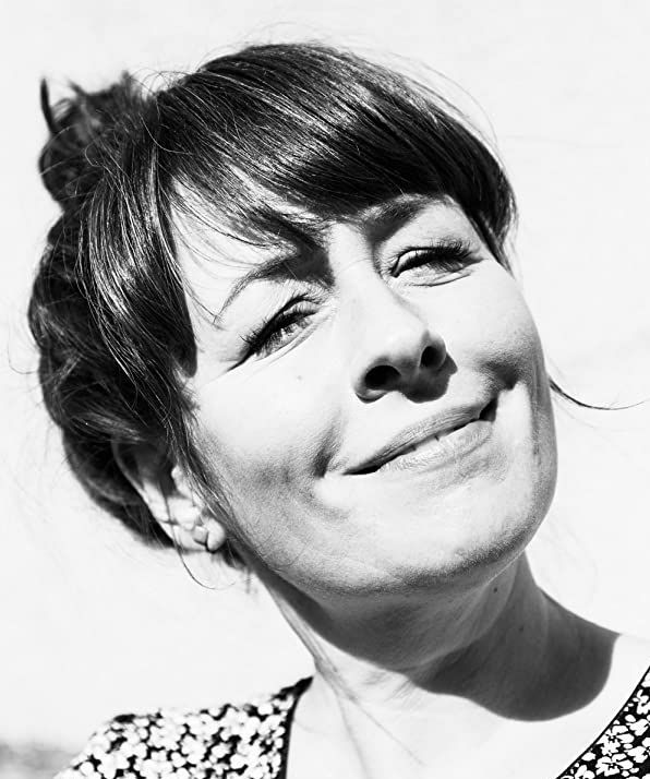 Vse Trejlery K Filmu Rabota Bez Avtorstva 2018 Smotret Onlajn Besplatno V Horoshem 720 Hd Kachestve